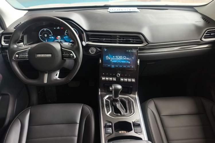 Used Haval F5 2018 1.5T i-Trend Center Console