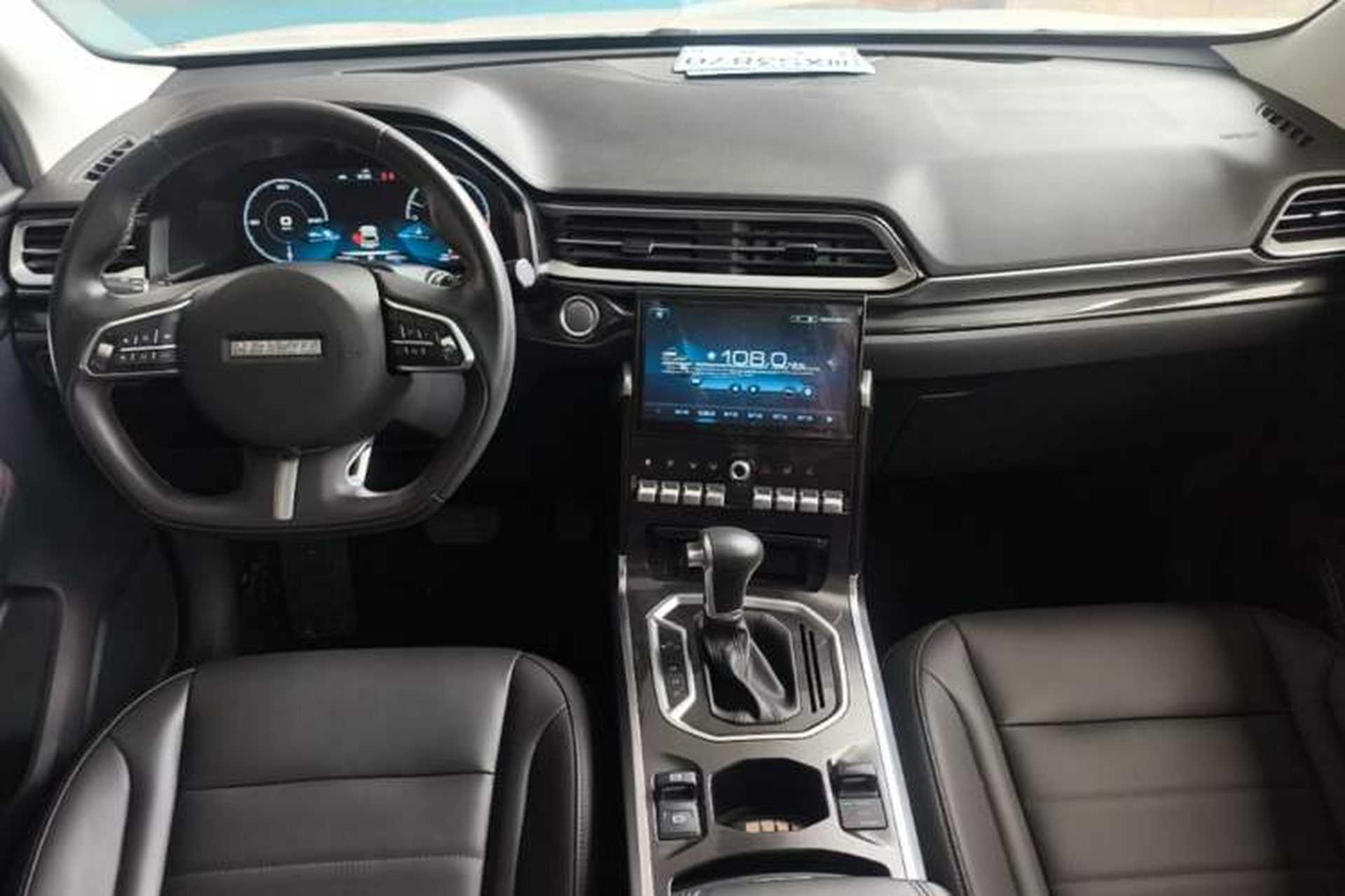 Used Haval F5 2018 1.5T i-Trend Center Console