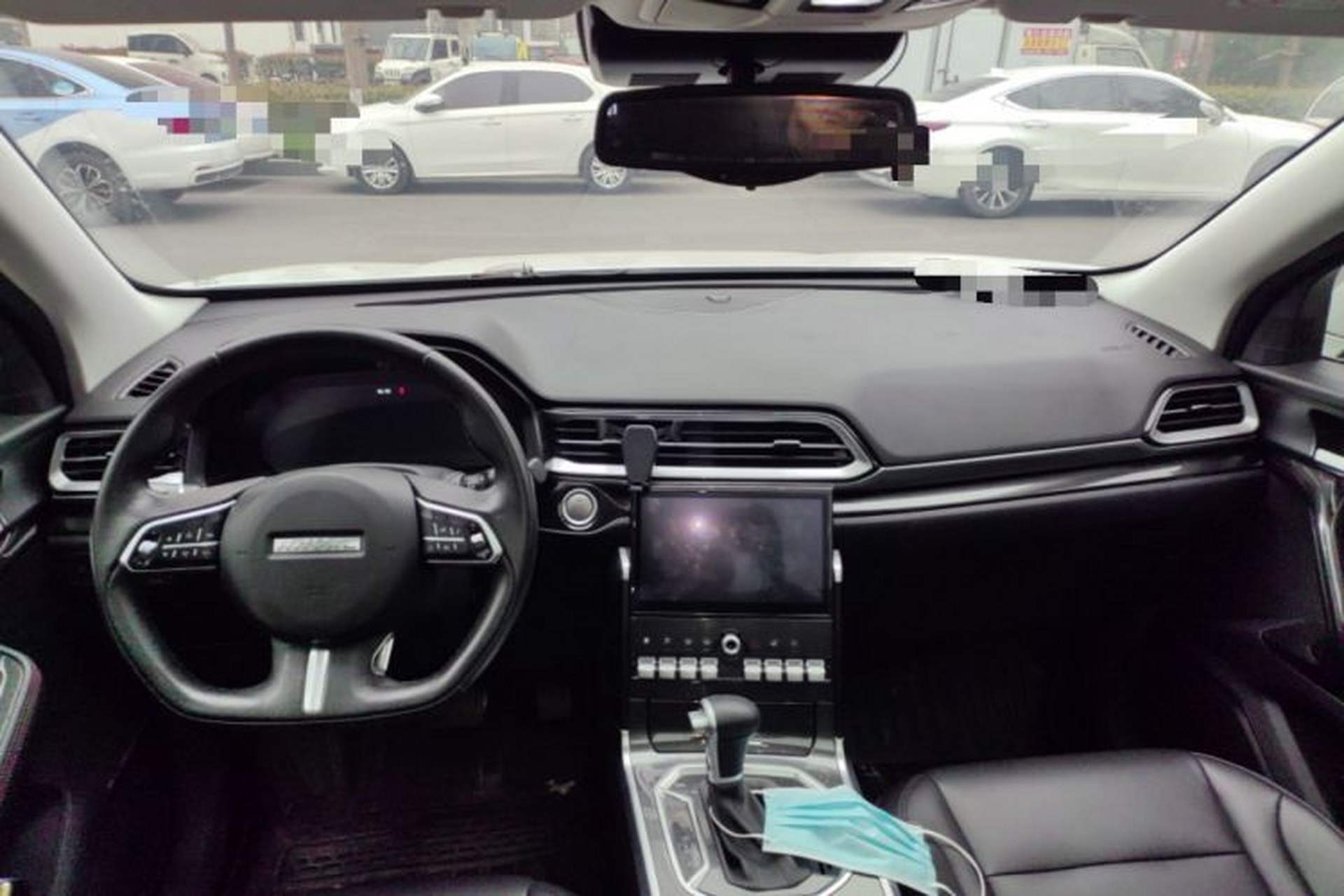 Used Haval F5 2018 1.5T i-Trend Center Console