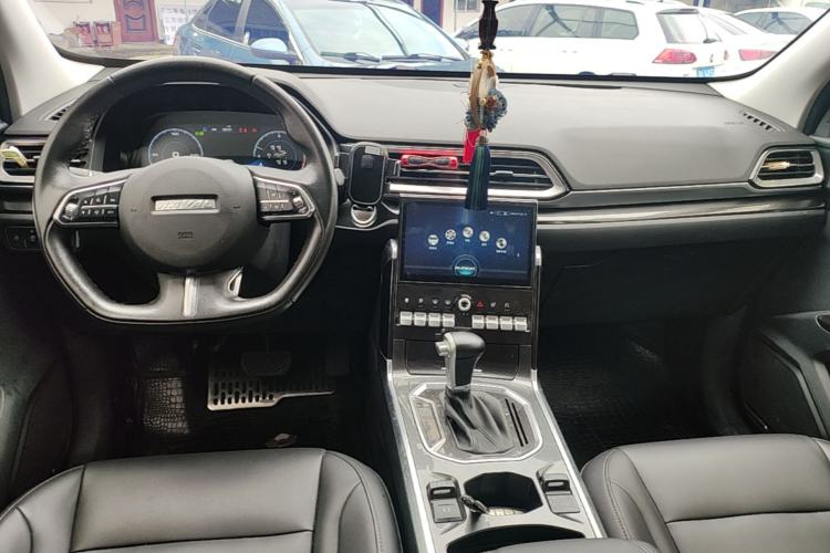 Used Haval F5 2018 1.5T i-Trend Center Console