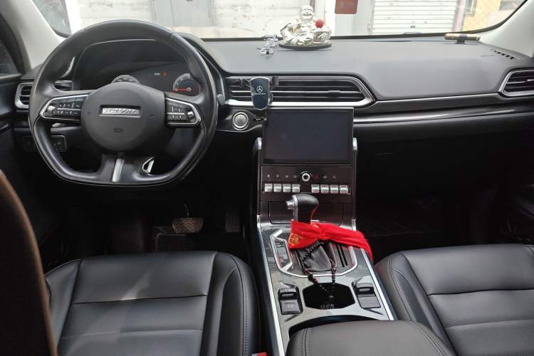 Used Haval F5 2018 1.5T i-Type Center Console