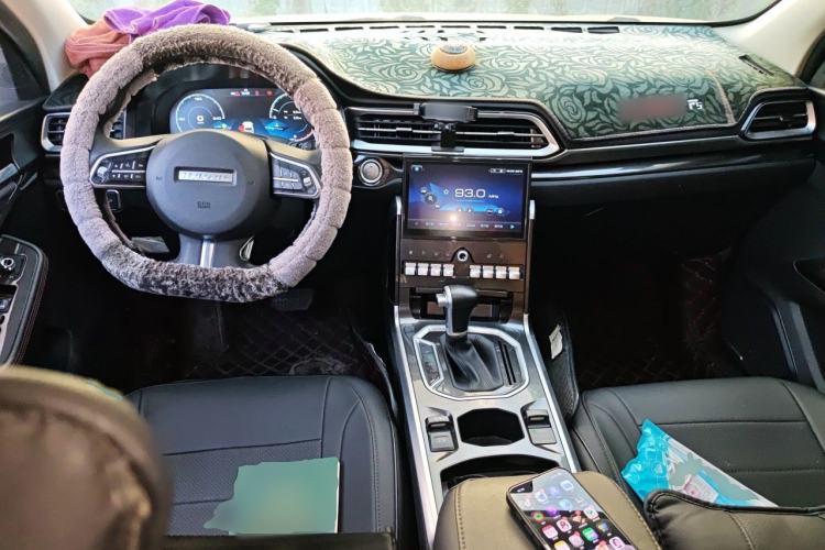 Used Haval F5 2018 1.5T i-Trend Center Console