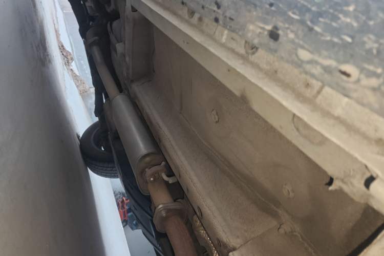 Used Haval F5 2018 1.5T i-Van Chassis Front Right