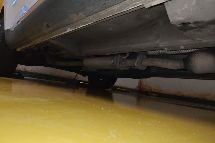 Used Haval F5 2018 1.5T i-Van Chassis Front Right