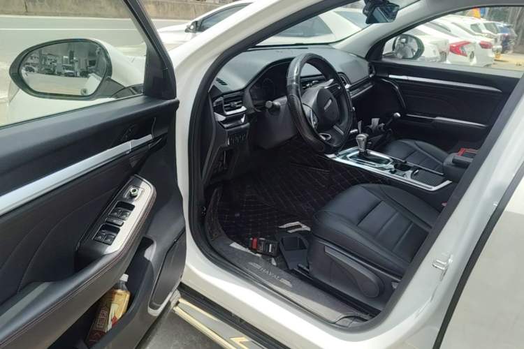 Used Haval F5 2018 1.5T i-Type Driver Seat