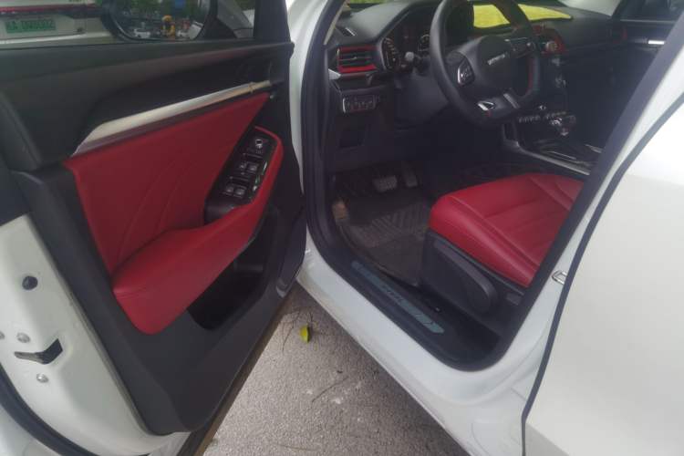 Used Haval F5 2018 1.5T i-Trend Driver Seat
