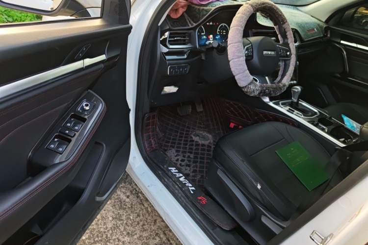 Used Haval F5 2018 1.5T i-Trend Driver Seat