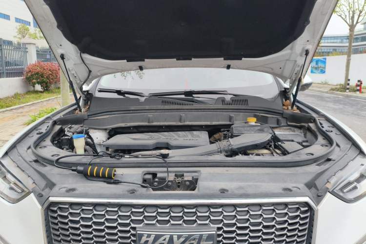 Used Haval F5 2018 1.5T i-Van Engine Bay