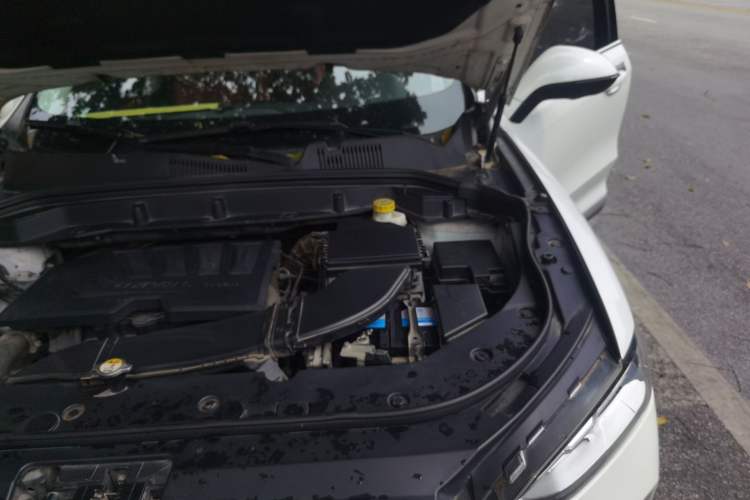 Used Haval F5 2018 1.5T i-Trend Engine Bay Left