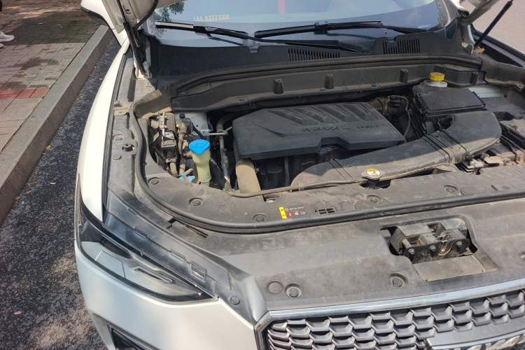 Used Haval F5 2018 1.5T i-Trend Engine Bay Right