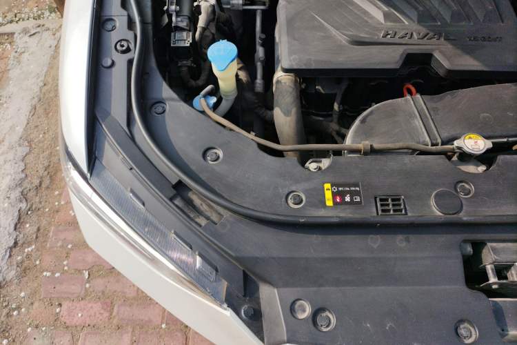 Used Haval F5 2018 1.5T i-Type Engine Bay Right