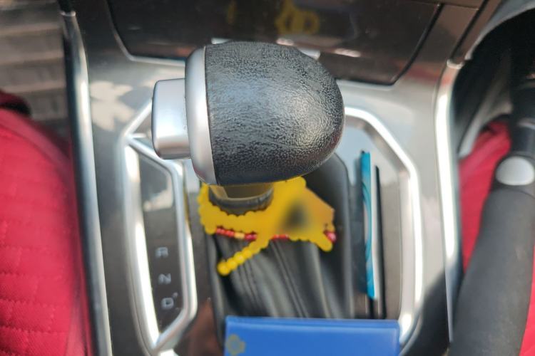 Used Haval F5 2018 1.5T i-Trend Gear Lever