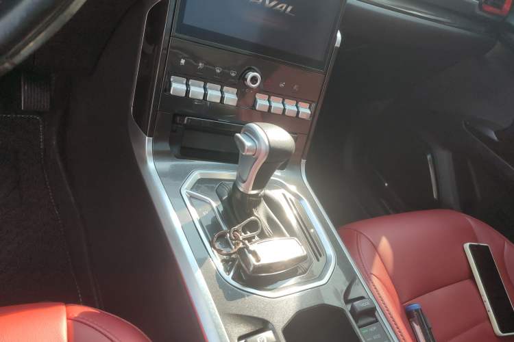 Used Haval F5 2018 1.5T i-Trend Gear Lever