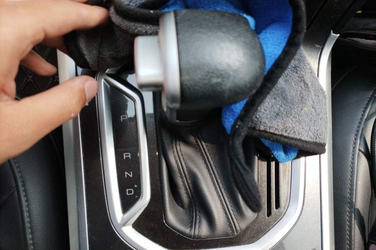 Used Haval F5 2018 1.5T i-Type Gear Lever