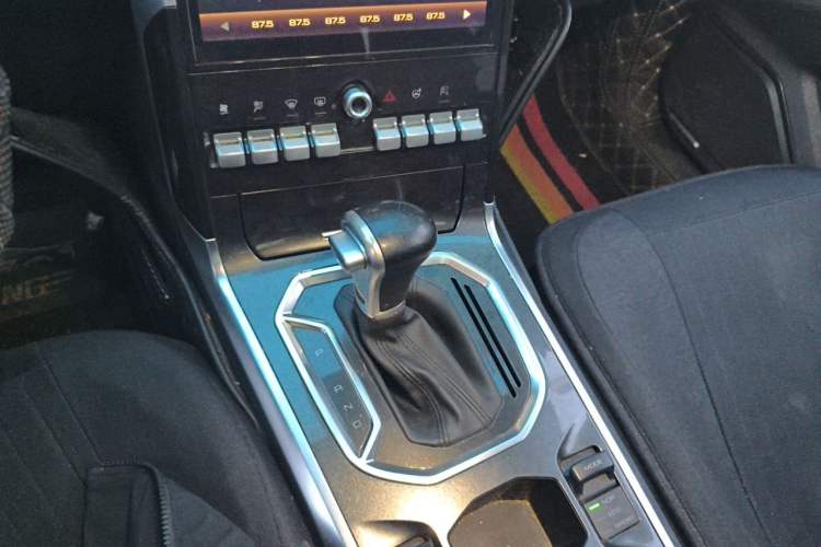 Used Haval F5 2018 1.5T i-Trend Gear Lever