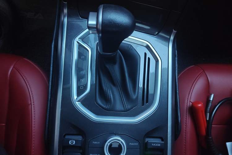 Used Haval F5 2018 1.5T i-Van Gear Lever