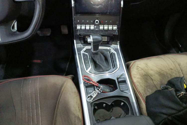 Used Haval F5 2018 1.5T i-Trend Gear Lever