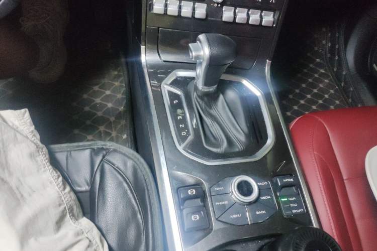 Used Haval F5 2018 1.5T i-Van Gear Lever