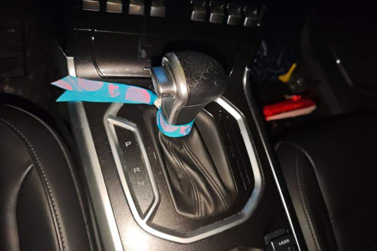 Used Haval F5 2018 1.5T i-Trend Gear Lever