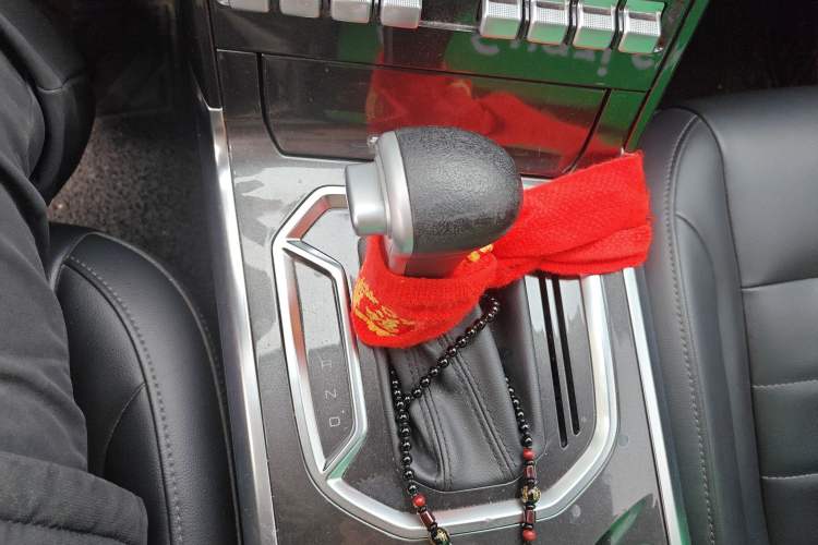 Used Haval F5 2018 1.5T i-Type Gear Lever