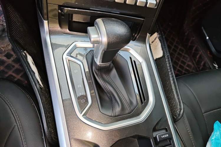 Used Haval F5 2018 1.5T i-Trend Gear Lever