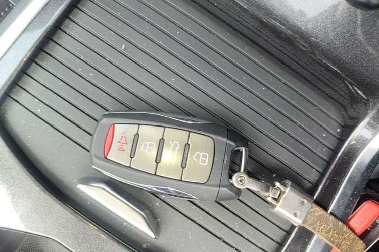 Used Haval F5 2018 1.5T i-Type Interior 1