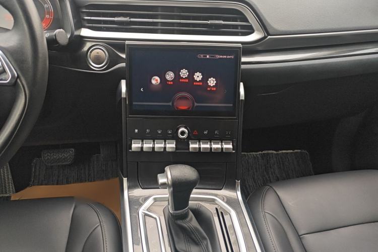 Used Haval F5 2018 1.5T i-Van Interior 13