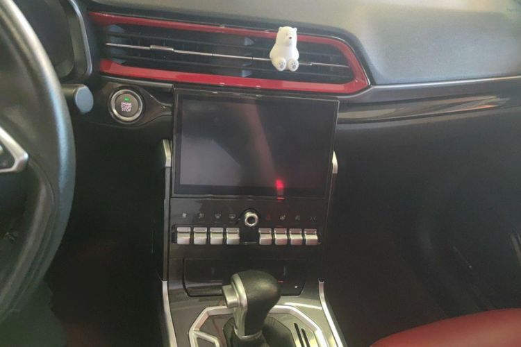 Used Haval F5 2018 1.5T i-Van Interior 2