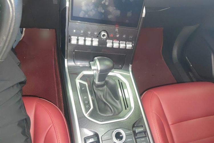Used Haval F5 2018 1.5T i-Van Interior 3