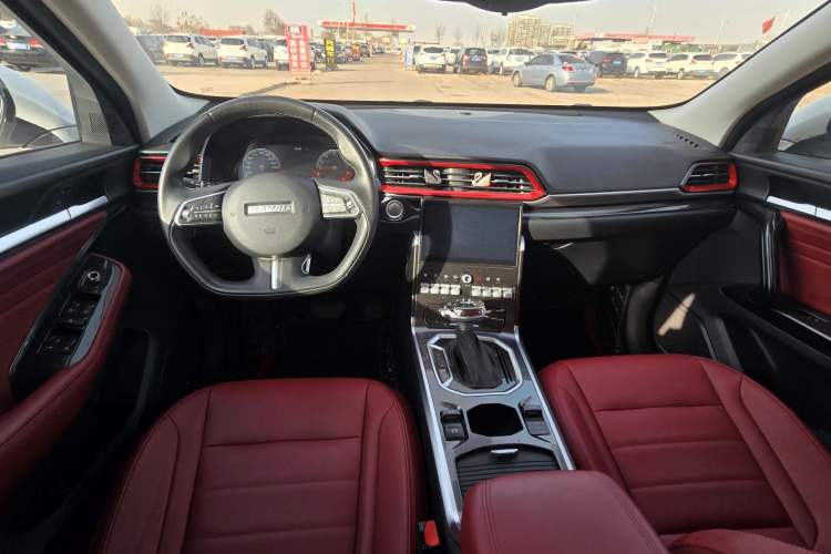 Used Haval F5 2018 1.5T i-Trend Interior 3