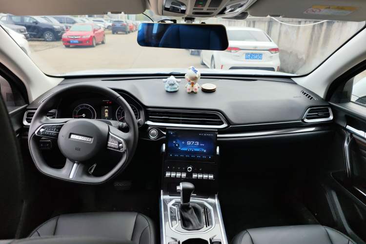 Used Haval F5 2018 1.5T i-Type Interior 3