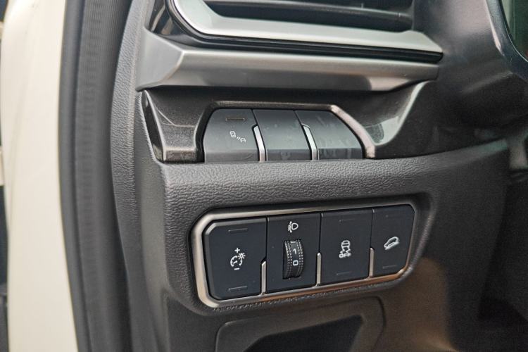 Used Haval F5 2018 1.5T i-Van Interior 6