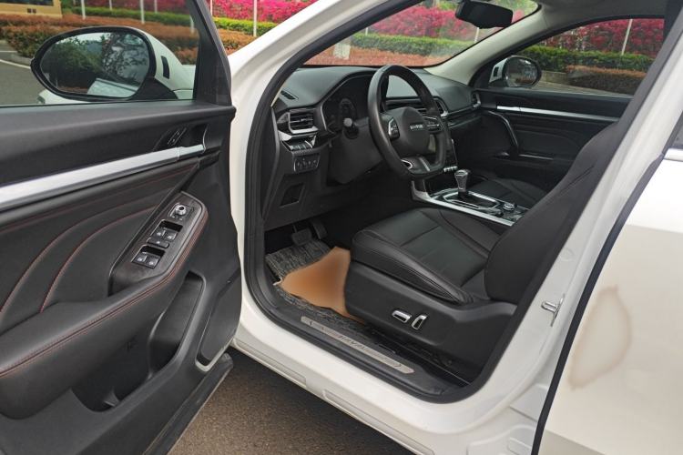 Used Haval F5 2018 1.5T i-Van Interior 6