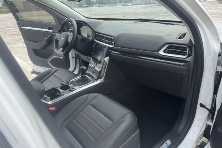 Used Haval F5 2018 1.5T i-Trend Interior 6