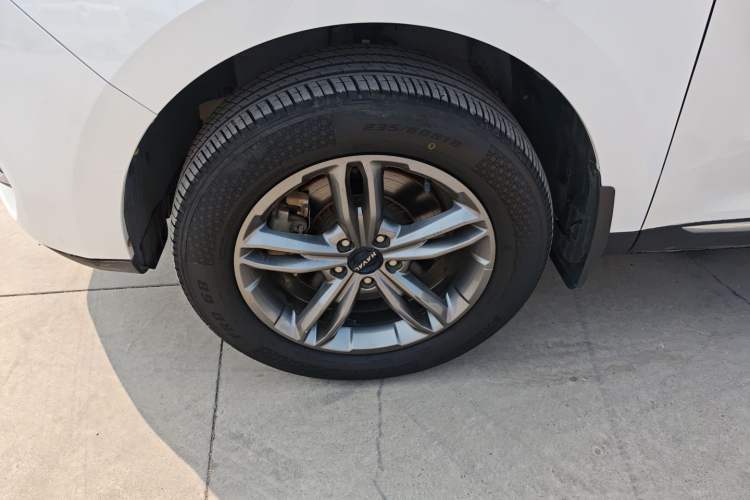 Used Haval F5 2018 1.5T i-Type Left Front Wheel Hub