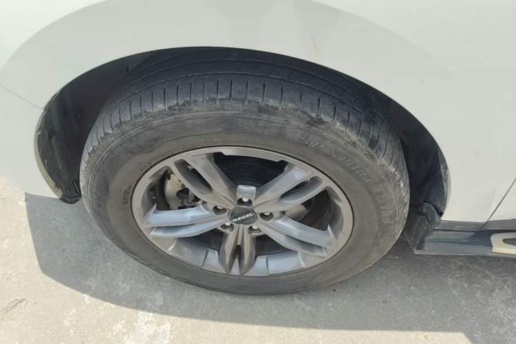 Used Haval F5 2018 1.5T i-Type Left Front Wheel Hub