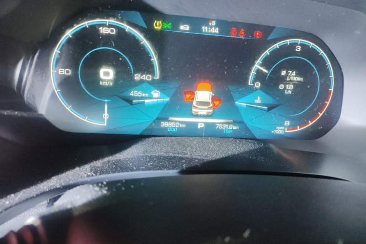 Used Haval F5 2018 1.5T i-Van Odometer Close Up