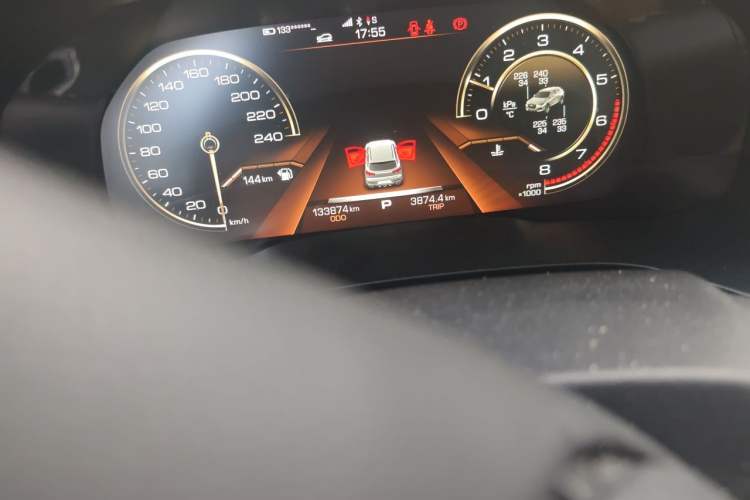 Used Haval F5 2018 1.5T i-Trend Odometer Close Up