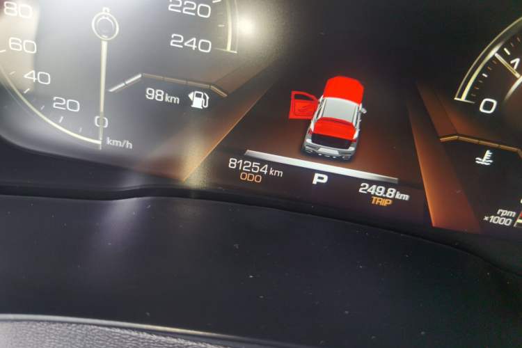 Used Haval F5 2018 1.5T i-Trend Odometer Close Up