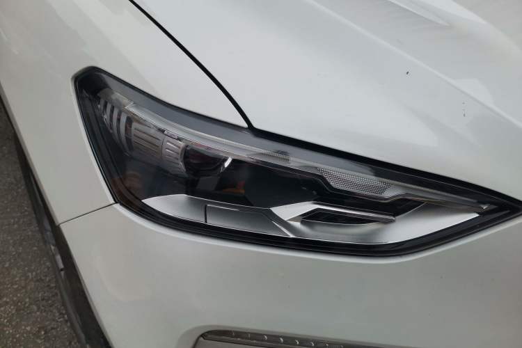 Used Haval F5 2018 1.5T i-Trend Right Front Headlight