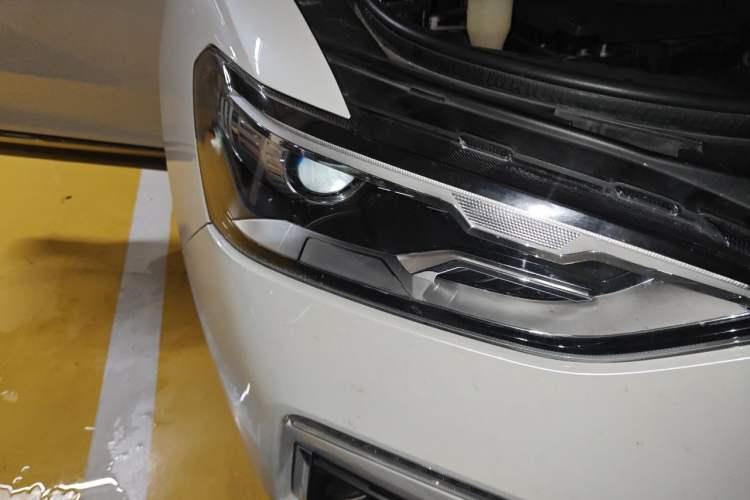 Used Haval F5 2018 1.5T i-Van Right Front Headlight