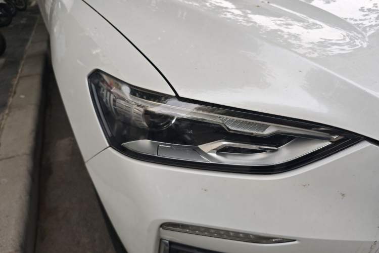 Used Haval F5 2018 1.5T i-Trend Right Front Headlight