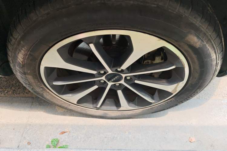 Used Haval F5 2018 1.5T i-Van Right Front Wheel Hub