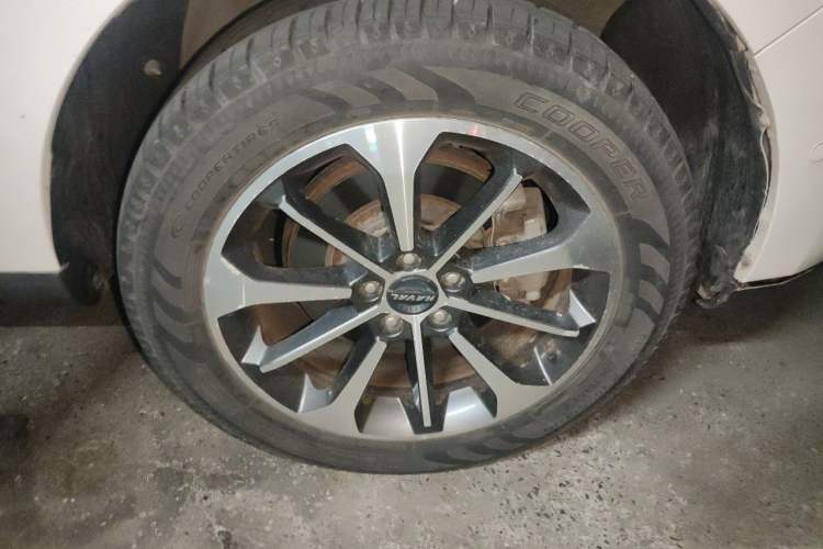 Used Haval F5 2018 1.5T i-Van Right Front Wheel Hub