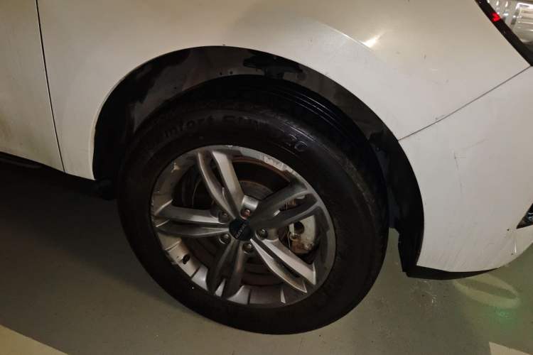 Used Haval F5 2018 1.5T i-Trend Right Front Wheel Hub