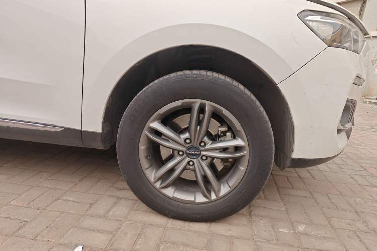 Used Haval F5 2018 1.5T i-Type Right Front Wheel Hub