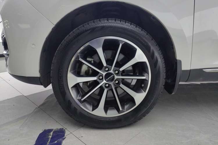 Used Haval F5 2018 1.5T i-Van Right Rear Wheel Hub
