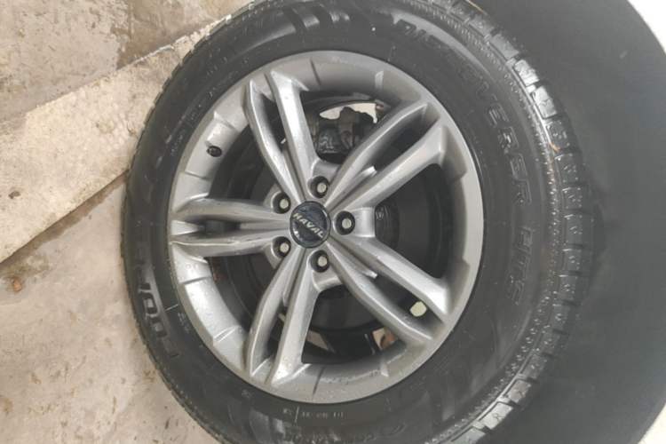 Used Haval F5 2018 1.5T i-Type Right Rear Wheel Hub