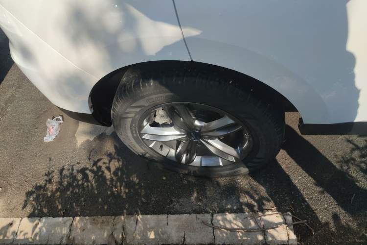 Used Haval F5 2018 1.5T i-Trend Right Rear Wheel Hub