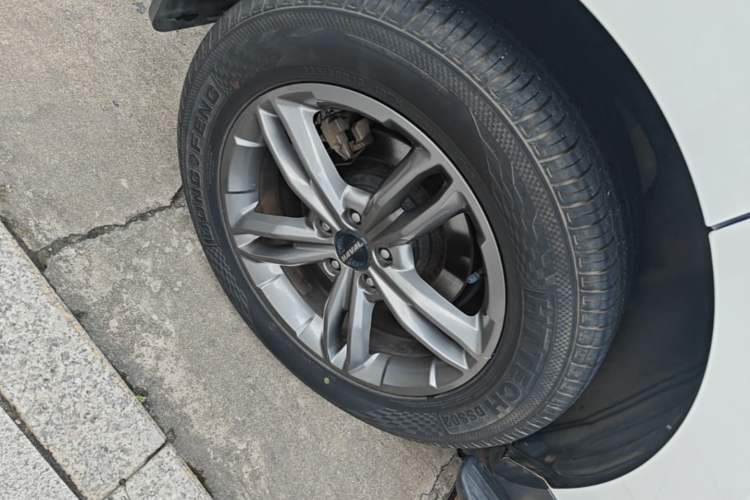 Used Haval F5 2018 1.5T i-Type Right Rear Wheel Hub